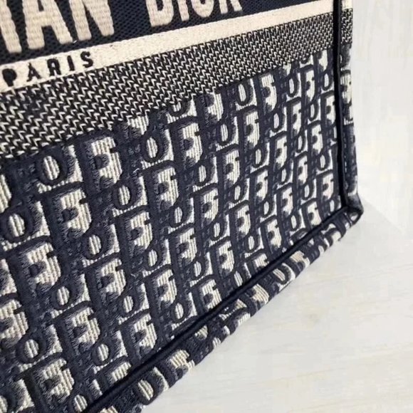 Dior Book Tote Large Blue - Picture 4 of 7